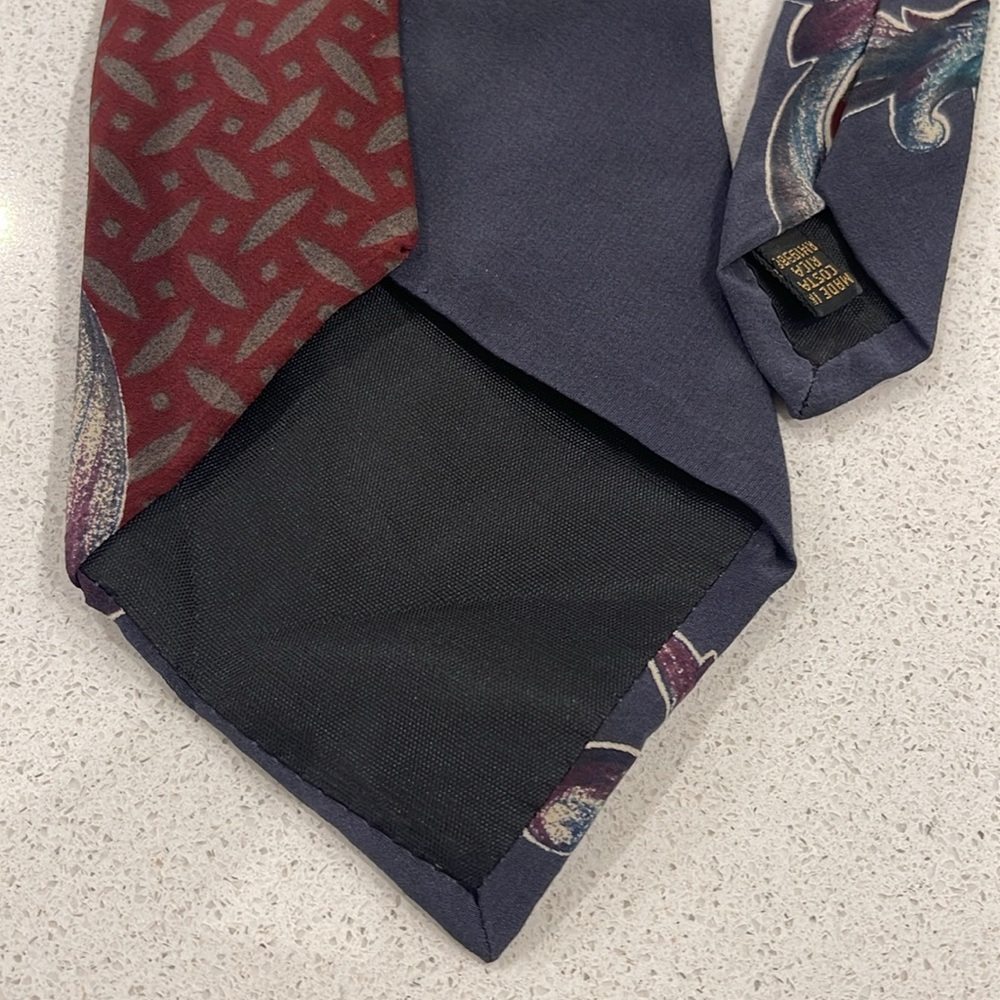 Colours by Alexander Julian 100% Silk Tie - Dark Gray with Floral Accents - Picture 4 of 7